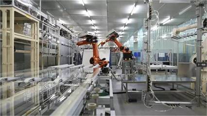 彩虹“G7.5 TFT-LCD基板玻璃关键工艺技术研发及产业化”等项目通过成果鉴定_科技_网